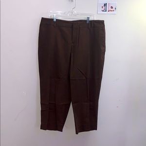 Oversized Cropped Trousers in brown